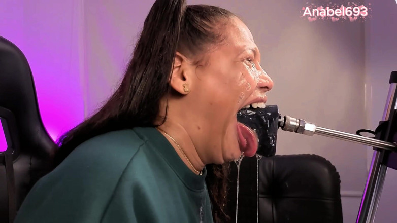anabel693: Uvula Fetish
