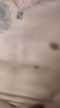 20 Yaşındaki İlk Pornosunu Çekiyor