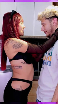 Ragazza Universitaria Sexy E Arrapata Prende Lezioni Di Cj Ma Finisce per Succhiare Il Cazzo