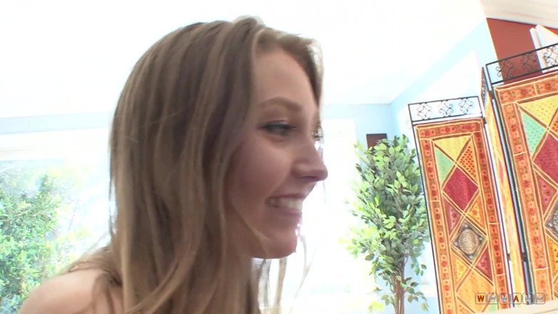 Pussy Tribe: Stepmom gets angry at her stepdaughter and her friend so...