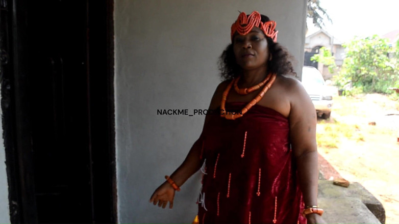 NACKME_PRODUCTION: La regina vusi di nuovo a It