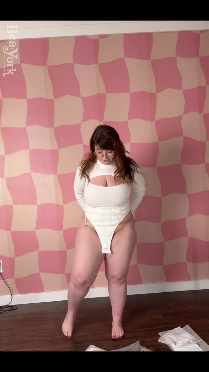 Bea York: Outra tentativa em vídeo