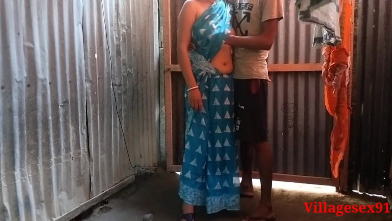 Villagesex91: Bhabhi Bengali yang cantik berkongkek di luar