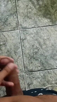 Pekerja yang terganggu mengambil pancutan mani dalam pantat tanpa mengetahui