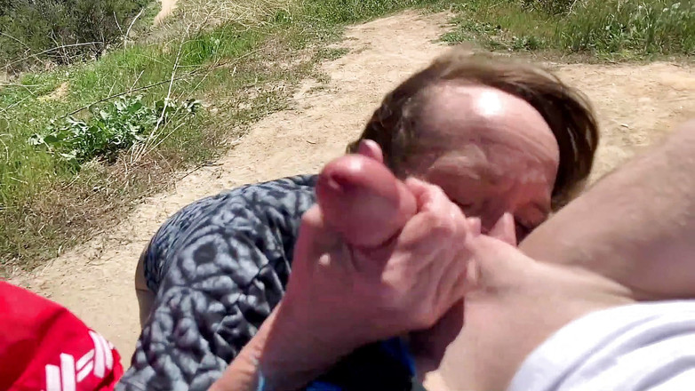 Cyndi Cynful Sinclair: लंबी पैदल यात्रा ट्रेल हुक अप