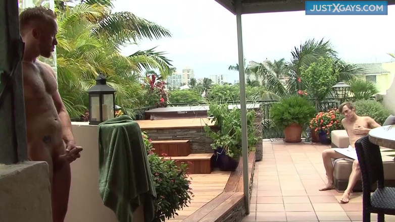 Just X Gays amateur porn: hot larka shovar ke baad bara land choosne ke baad...