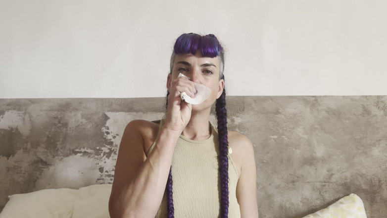 Goddess Maya: Bocinando, mamando la nariz + muchos mocos