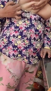 Menyetubuhi ibu tiriku di usia 18 tahun