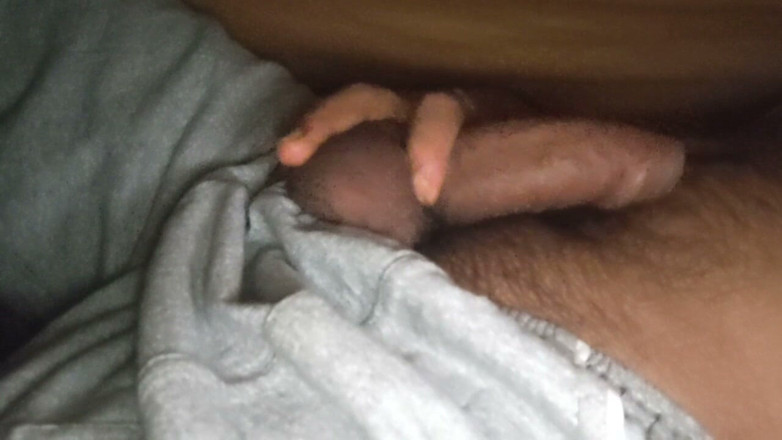 MyBigDick100: Precum Juice From My Dick Makes Fucking Sound