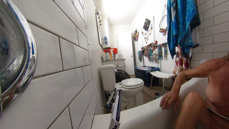 Lizzy Yum: Lizzyum sd july 2026 dilatazione masturbazione al bagno # 2