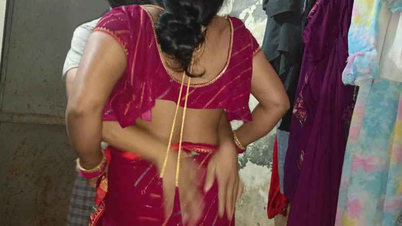 Pinkyrani2333: Bhabhi merah jambu dikongkek dalam saree dan blaus sepanjang malam