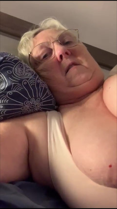 Goldschatz59: Jogo dos peitos