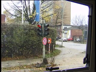 Lucky Cooch: Blonďatá holka je ošukaná v autě ve trojce