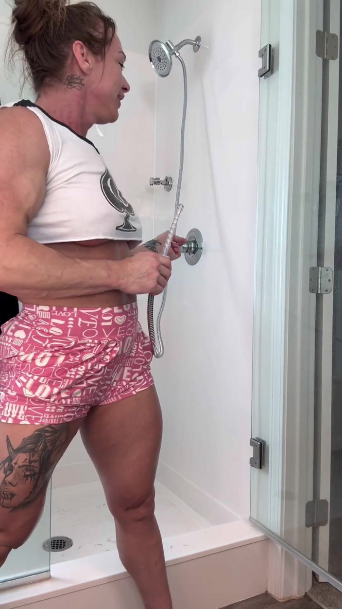 Simone Steele: Let’s Talk Anal