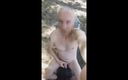 Janneman janneman: Une exhibitionniste nue dans la nature branle une éjaculation