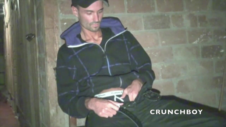 Crunch Boy: 二つのストレート好奇心旺盛なスカリー男の子弄にスニーカー支配