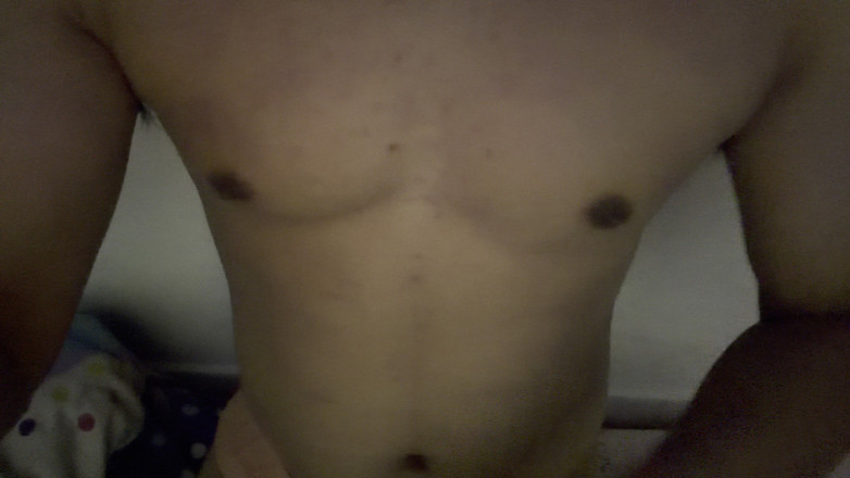 Marcorubio: Jongen knappe gespierde solo sperma pik in huis