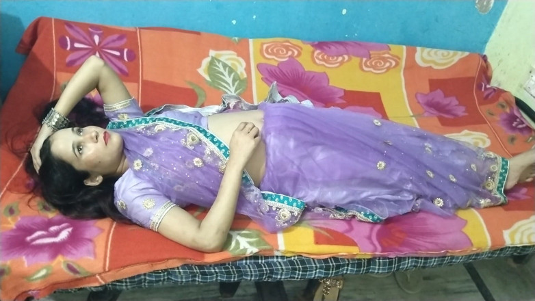 Indian Muslim Couple: Indian Couple Sex Goes Completely Romantic Bedroom Secrets Revealed