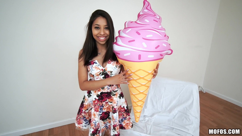Dont break me: Dont break me - jasmine summers meluangkan banyak waktu untuk coli...