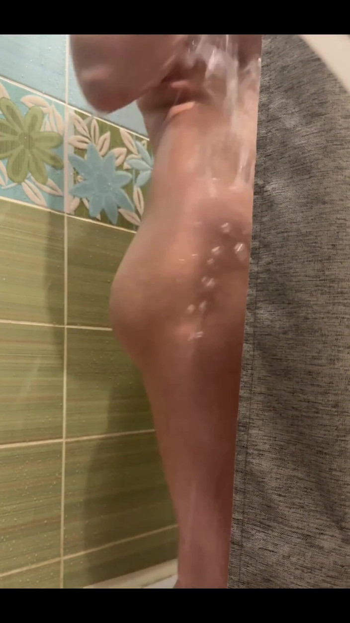 Fox Flame: 女の子が洗うのにそんなに時間がかかる理由知ってた?