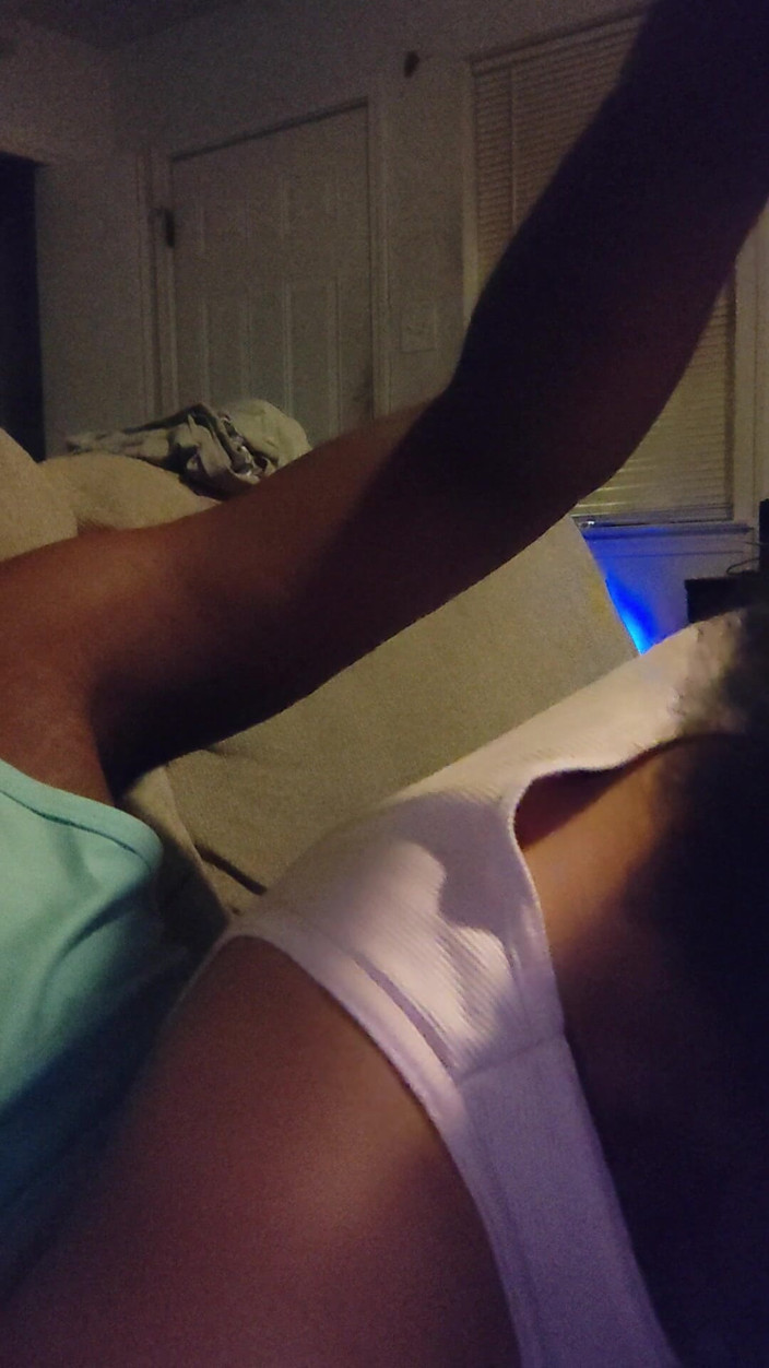 DaddyDeepDiQ: Une bite se fait bouffer
