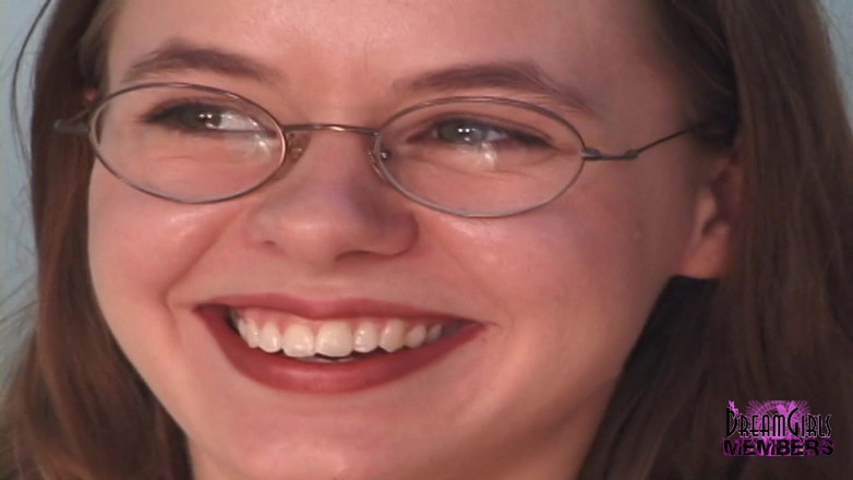 Dream Girls: Le casting de deux filles finit sexuel