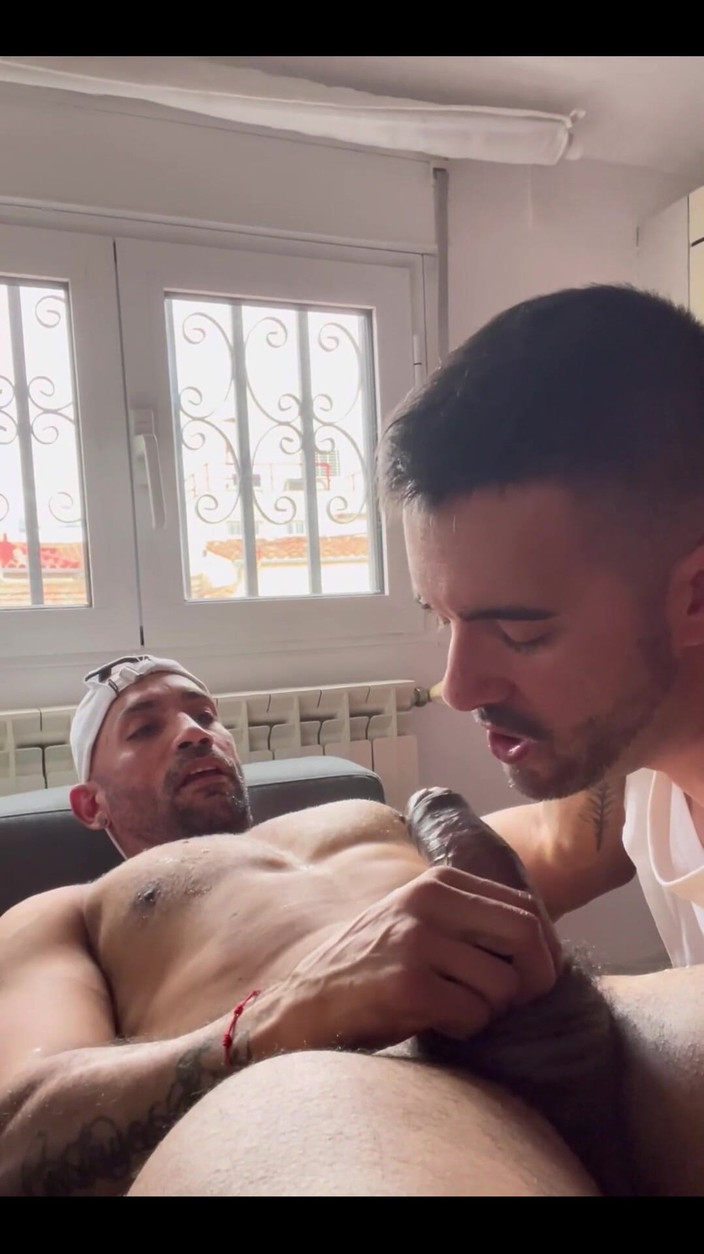 Gianni Gio: Який чудовий і дуже глибокий заглот