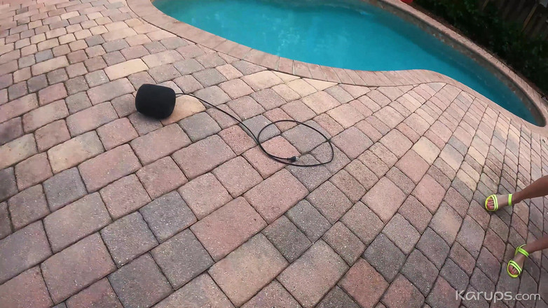 Karups POV: スピーカーを吹き飛ばす