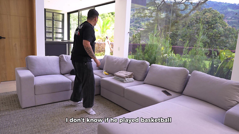 Knock Knock Club: Distruggendo Il Culo Rotondo Di Mia Moglie Con Il Mio...