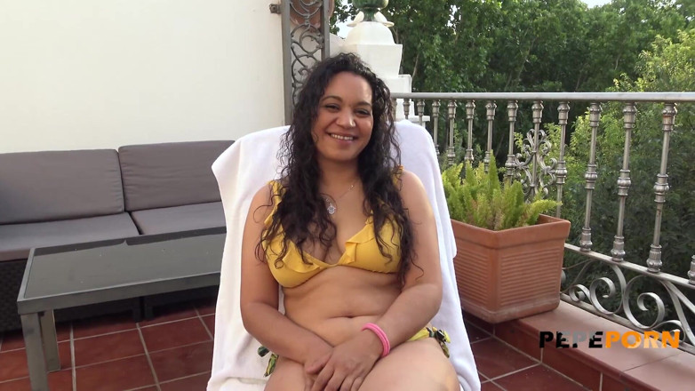 PepePorn: Patricia Sol en iyi delikanlıyı aramaya devam ediyor! Sonunda onu...
