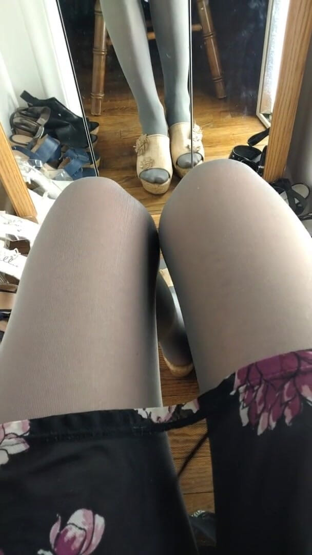 Pantyhose Jasmine: Crossdresser Grey Pantyhose