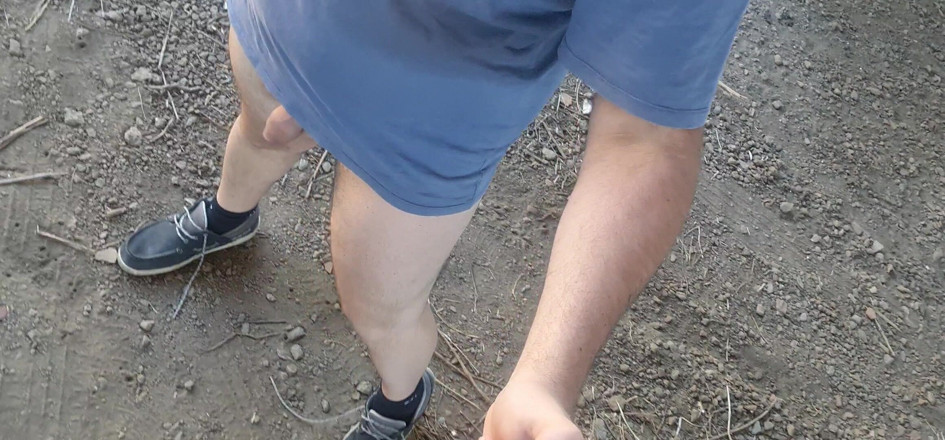 Mirko2589: Walking Naked