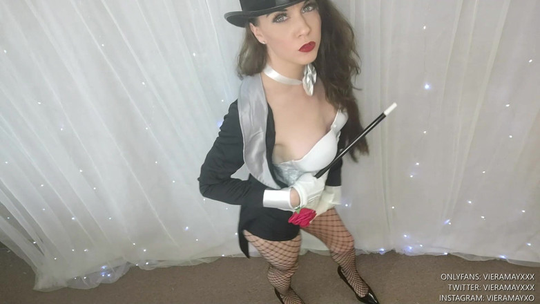 VieraMayXXX: 자타나 스트립쇼 해주는 마술사