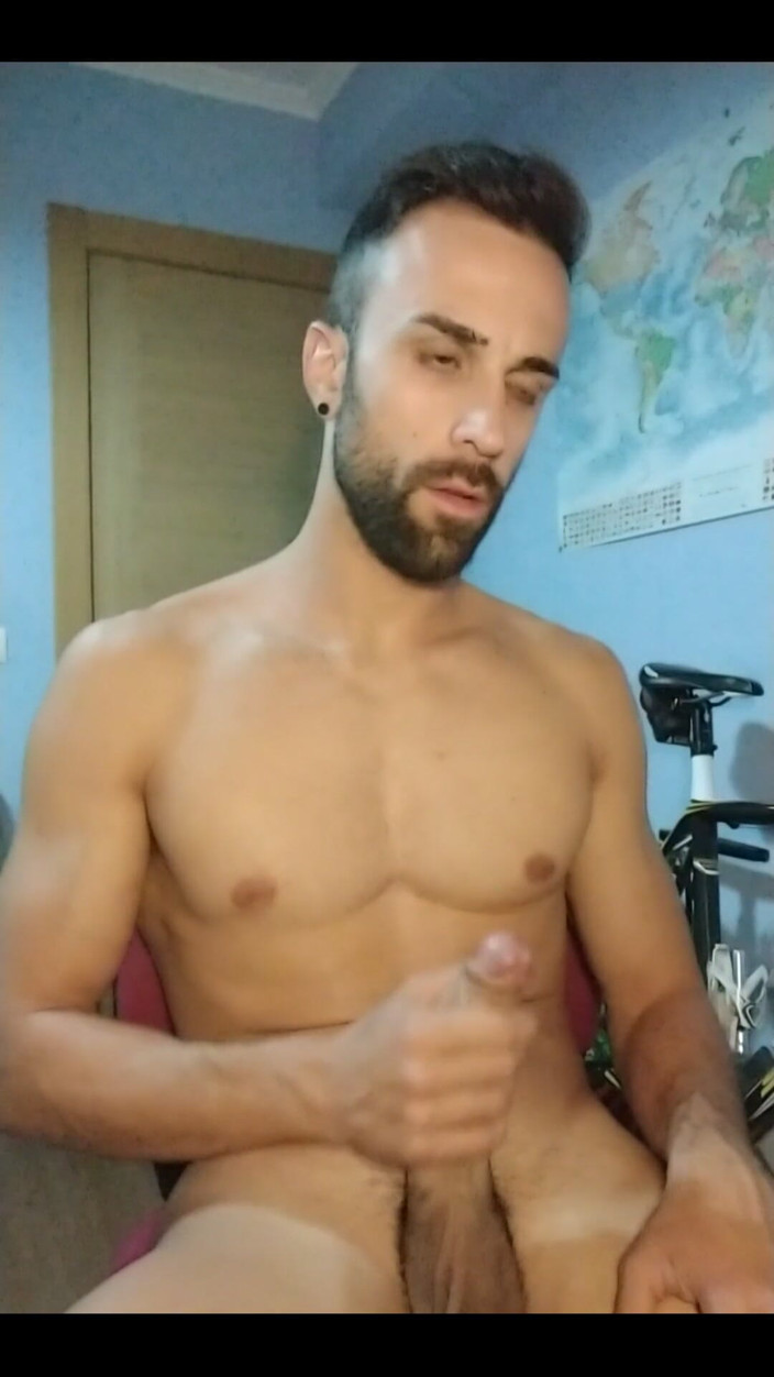 Zeus Ray: Boşalma Ile Elle Muamele