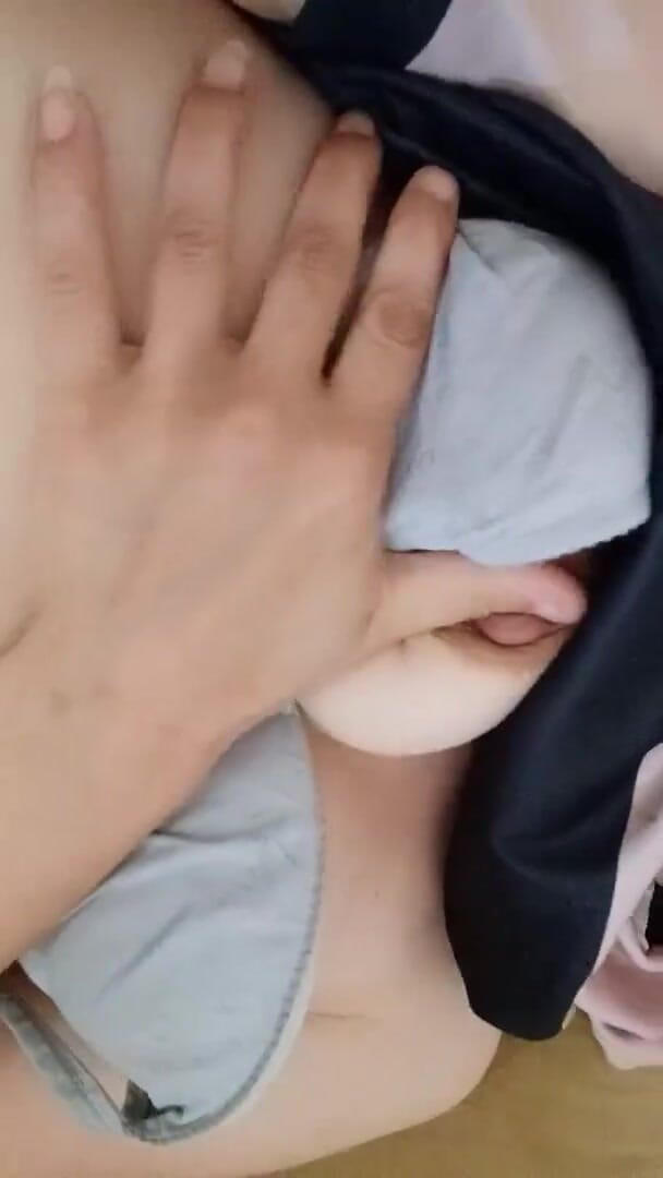 Krystidu69: Eu me toco secretamente antes que aconteça que eu gosto