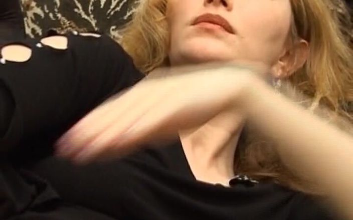 German's Fetish: Sessione solitaria fetish con troia tedesca diteggiatura