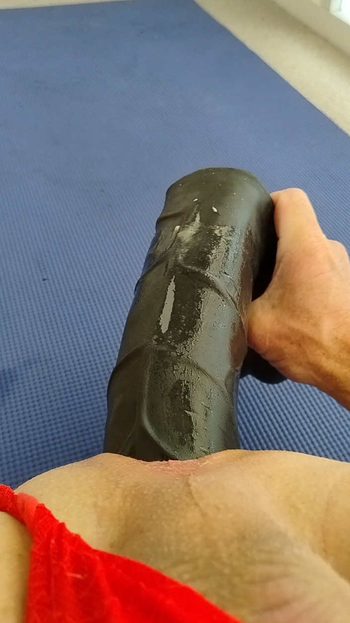 dragontrainer5: Crossdresser tranny用大假阳具肛交