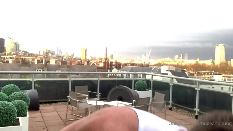 Jack stacked: 빌더 철 굽힘 근육 굴곡 및 측정