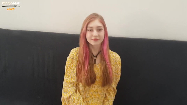 Your Naked Dream: Casting pink haired girl in jeans - hard mouth fuck