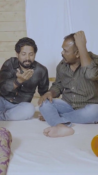 do sautele bhaee haardakor samooh seks ka aanand lene ke lie niymit roop se apni patni ki adla-badli karte hain