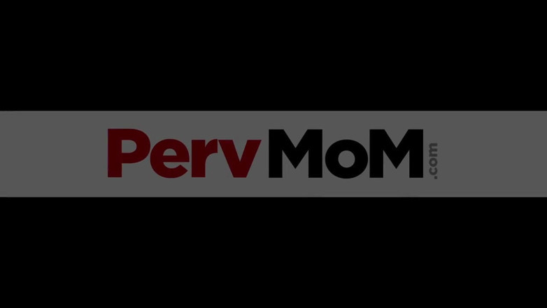 PervMom: Trinity St Claire Perv mamma styvson porr
