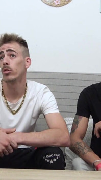 Užijte si 40letou Mavi, která je velmi perverzní