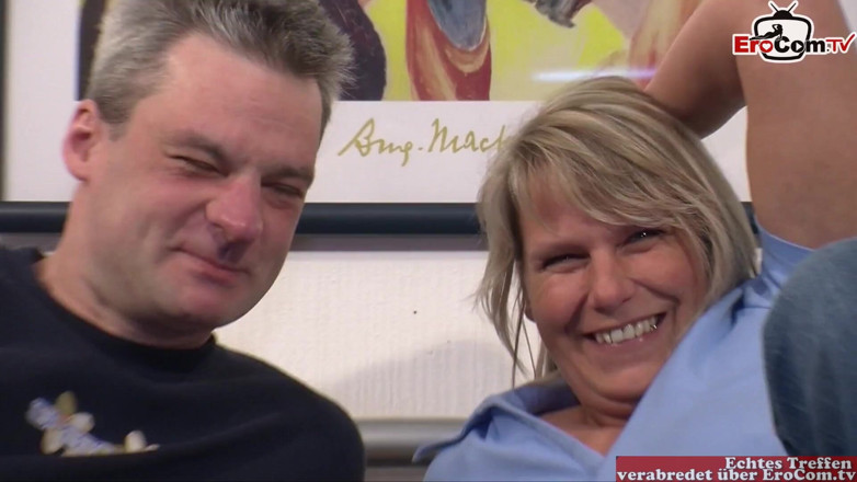 EroCom: Rijpe Duitse huisvrouw overtuigt haar man om een mmv-trio te...