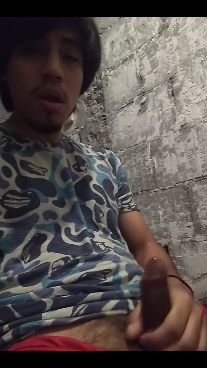 AlexAlejandro13: Desde el viernes, caliente y llena de leche