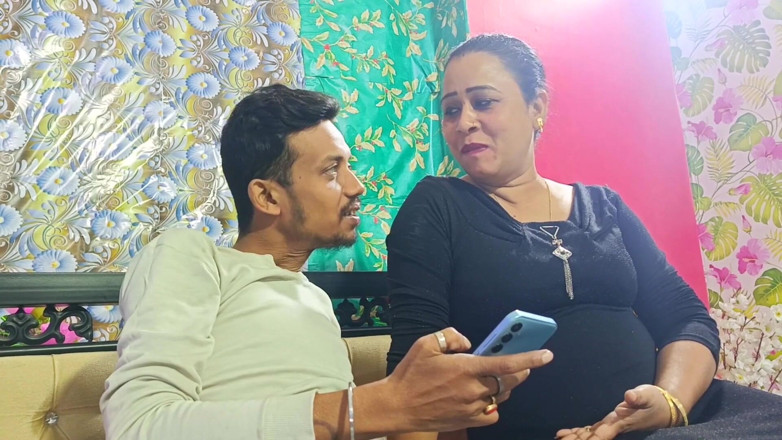 BIREA: Seorang Pegawai Pinjaman Awek Desi Dijanjikan Untuk Berkongkek