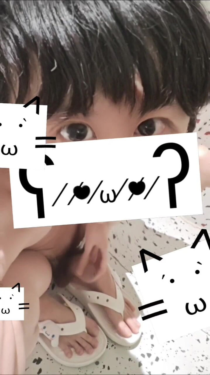 lovelyboyvideo0: Expressions mignonnes vidéo de beau garçon 0 voyou masculin super mignon...