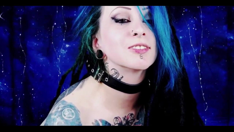 Marta Katze: Solo-show-zeit