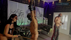 Strict Senz: Bi-escravo Hard Whipping Hard Caning por Dominatrix Maledom Parte 1