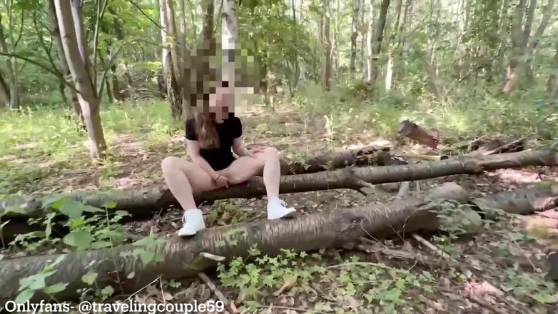 Dream Justin: O tipă sexy abia legală este futută în pădure, sex în pădure,...