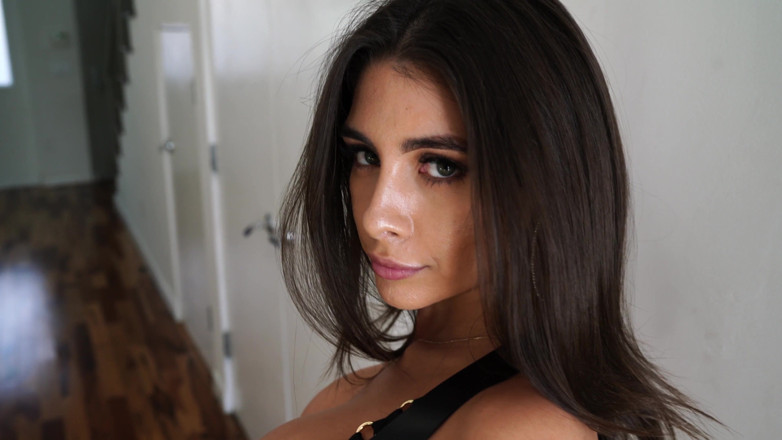 Tommy Wood XXX: मैंने बड़ी गांड वाली लैटिना Tru kait carmen caliente के साथ तीन लोगों वाली चुदाई की